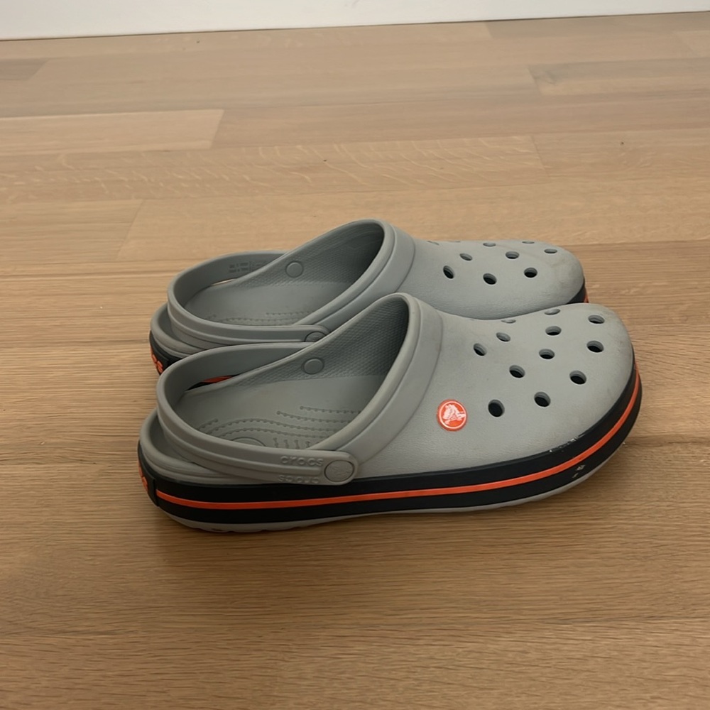 Crocs - Picture 2 of 3